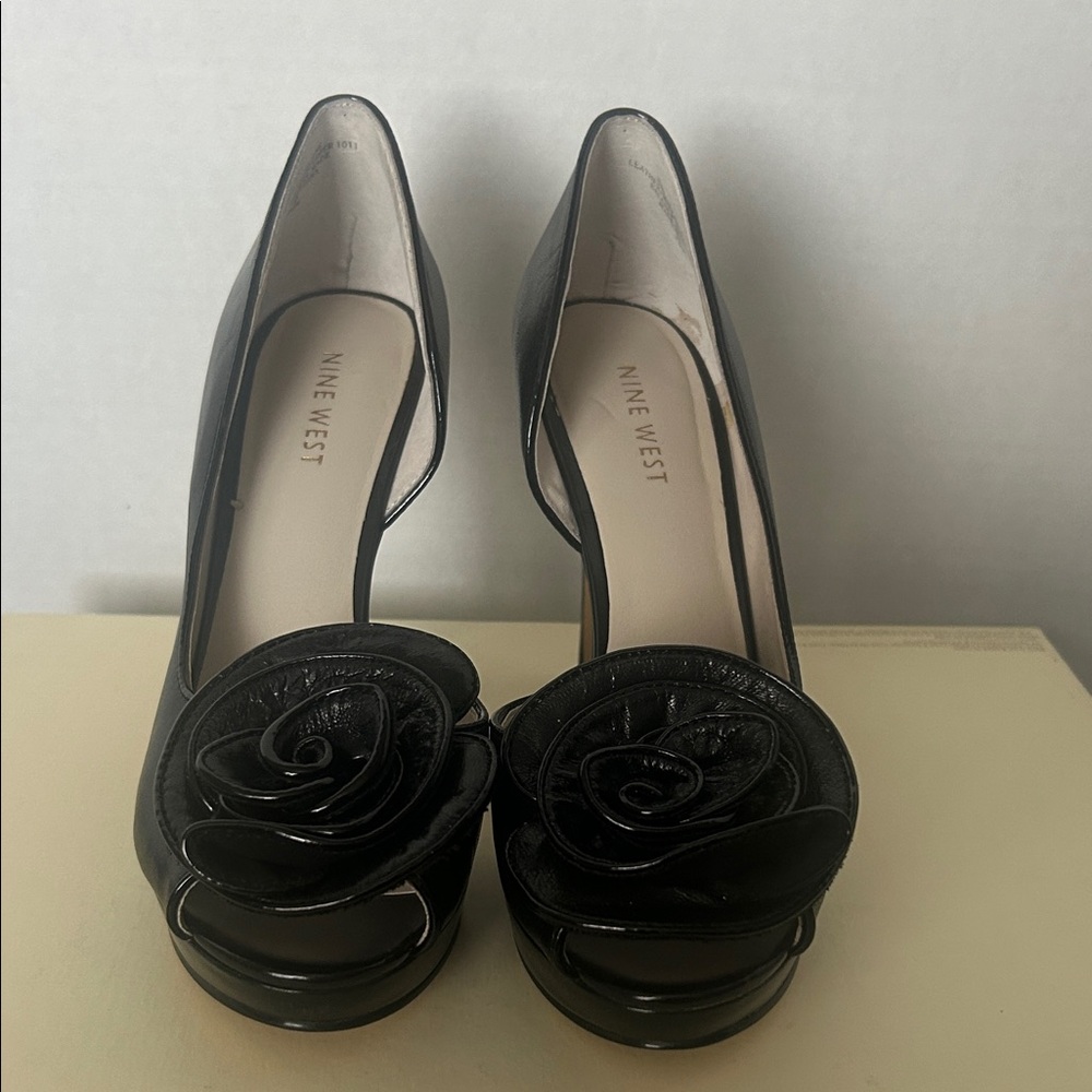 Nine West Black Floral Peep Toe Heels